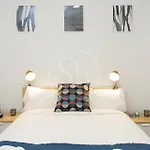 Design Monumental Apartment
